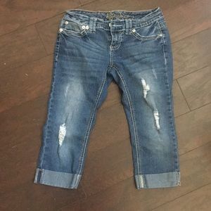 Size 3/4 Arya capri jeans